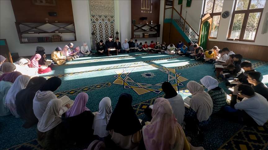 Ramazan u Sarajevu: Ljubav i toplina na dječijoj mukabeli u džamiji u Lužanima